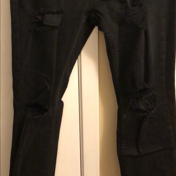 Clothes i dont wear anymore - Picture 2 of 2